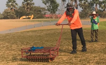 Hand Disc Roller - planting equipment