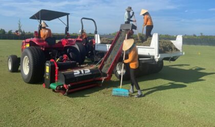 harvesting turf stripper